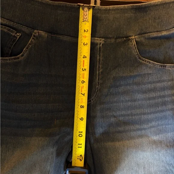 HALARA Flex High Waisted Stripe Wide Leg Jean with Pockets
X—LARGE TALL - Picture 6 of 8